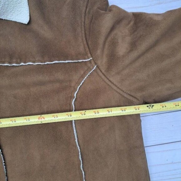 LL Bean Size XL Petite Womens Brown White Suede Sherpa Button Down Jacket - Picture 4 of 8